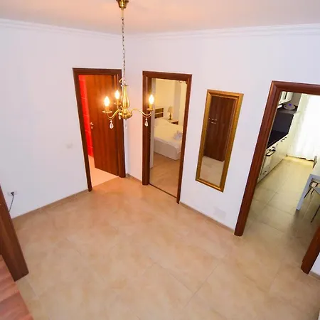 Miralex - Solid House Apartmán